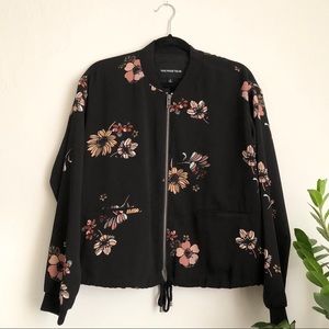 WHOWHATWEAR Black Bomber Jacket